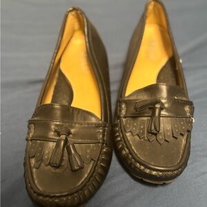Spicy Black Leather Tassel Loafers